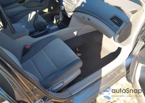 2008 Honda Accord 2.4 Lx из США, поврежденный, VIN JHMCP26328C029370